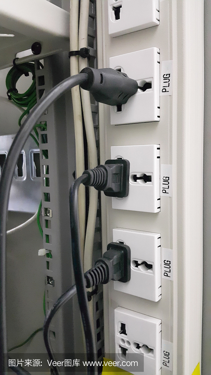 控制柜內電氣部件及附件、控制及配電柜、閉鎖、標號