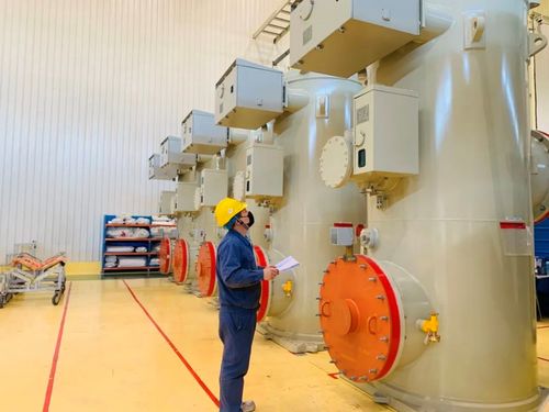 平高電氣 打造特高壓精品工程 武漢1000千伏變電站第一批開關設備發運